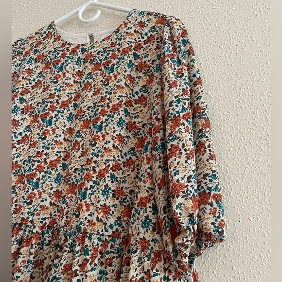 Pink Lily - Women’s Medium Floral Balloon Sleeve Ruffle Bottom Dress - Picture 6 of 15